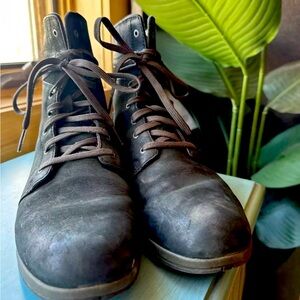 Chaco Black Suede Lace Up Chukka Boots